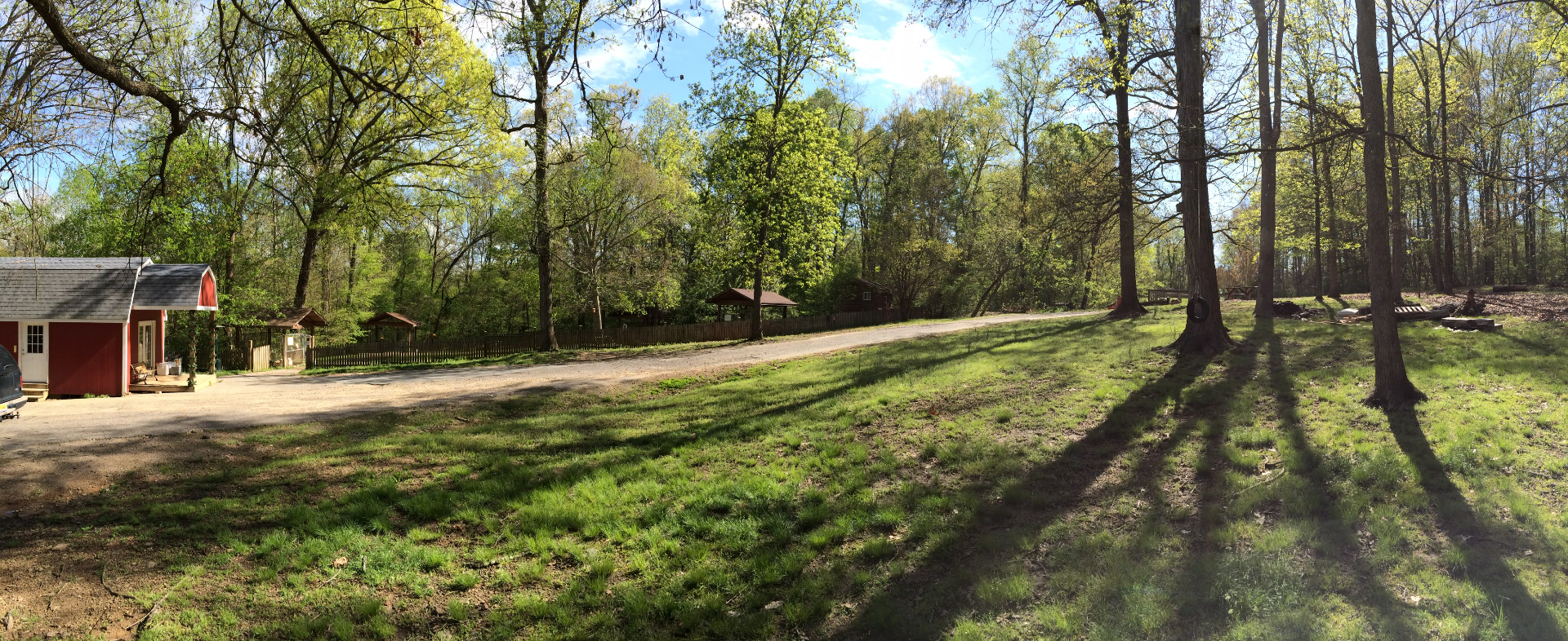 Spacious green grounds and outbuildings at LabPups boarding